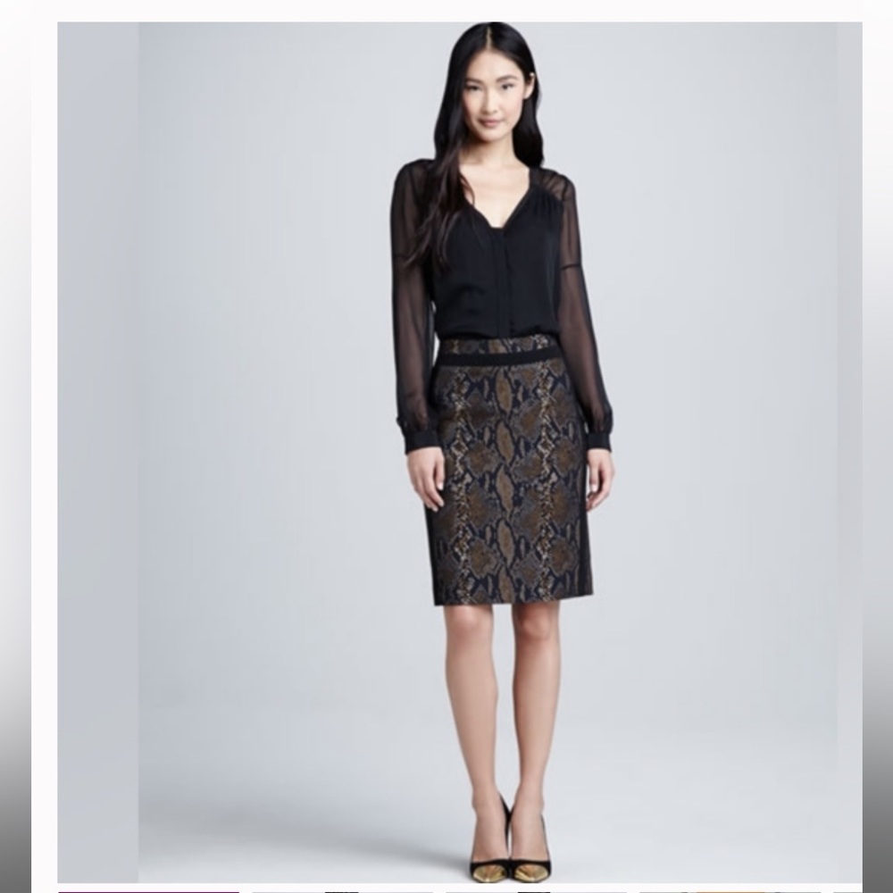 Diane Von Furstenberg Snake Print Sz 10